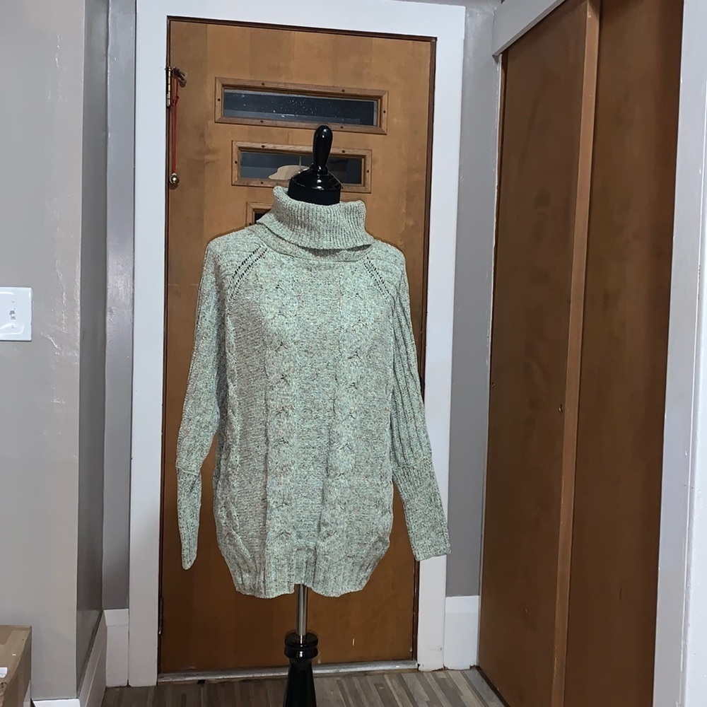 Moon & Madison green speckled turtleneck sweater!